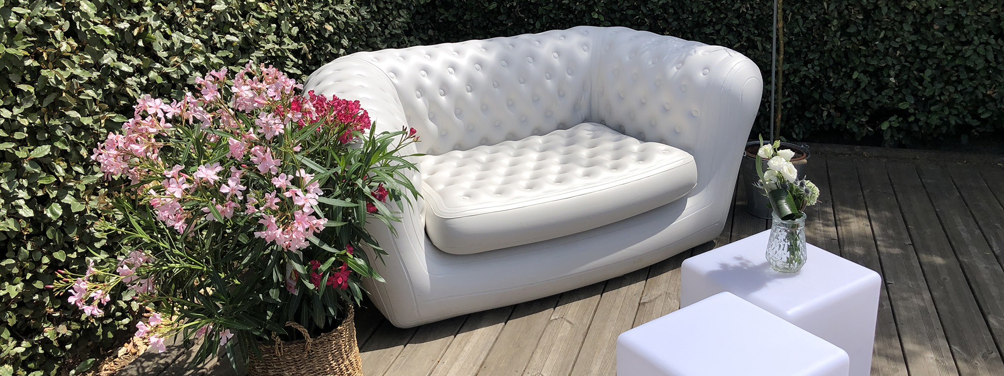 Slide Mobilier Chesterfield Cube Lumineux